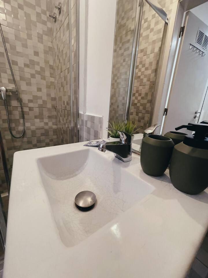 Bica Inn Cozy Apartament Lisbon Bagian luar foto