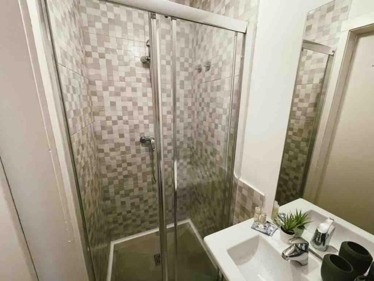 Bica Inn Cozy Apartament Lisbon Bagian luar foto
