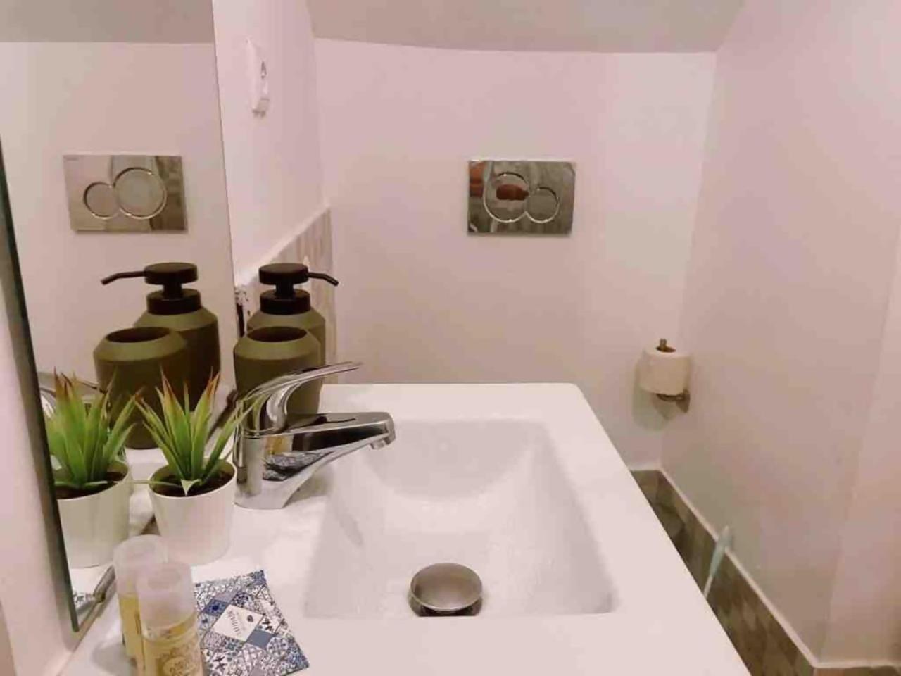 Bica Inn Cozy Apartament Lisbon Bagian luar foto